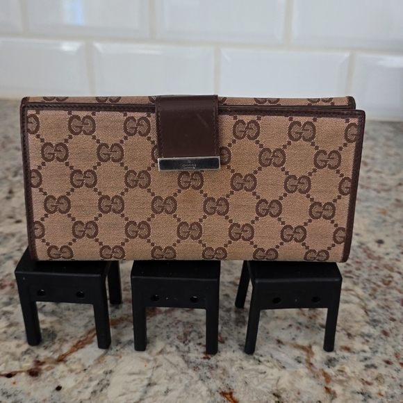 GUCCI wallet - Picture 2 of 15